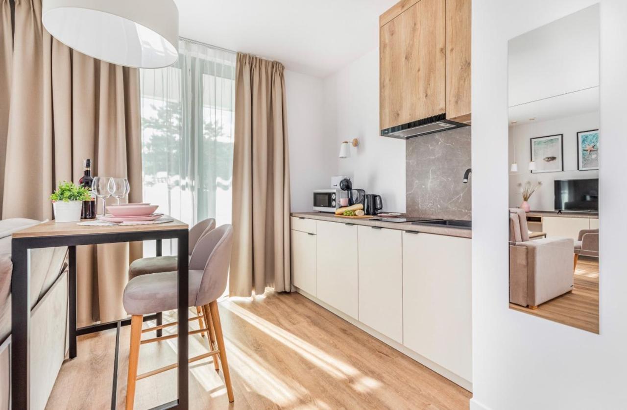 Jantaris B1 - Apartament 20M Od Plazy Mielno  Eksteriør billede
