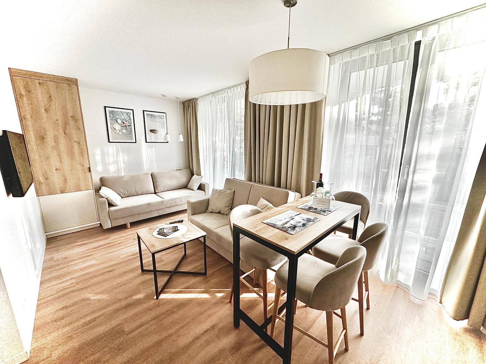 Jantaris B1 - Apartament 20M Od Plazy Mielno  Eksteriør billede