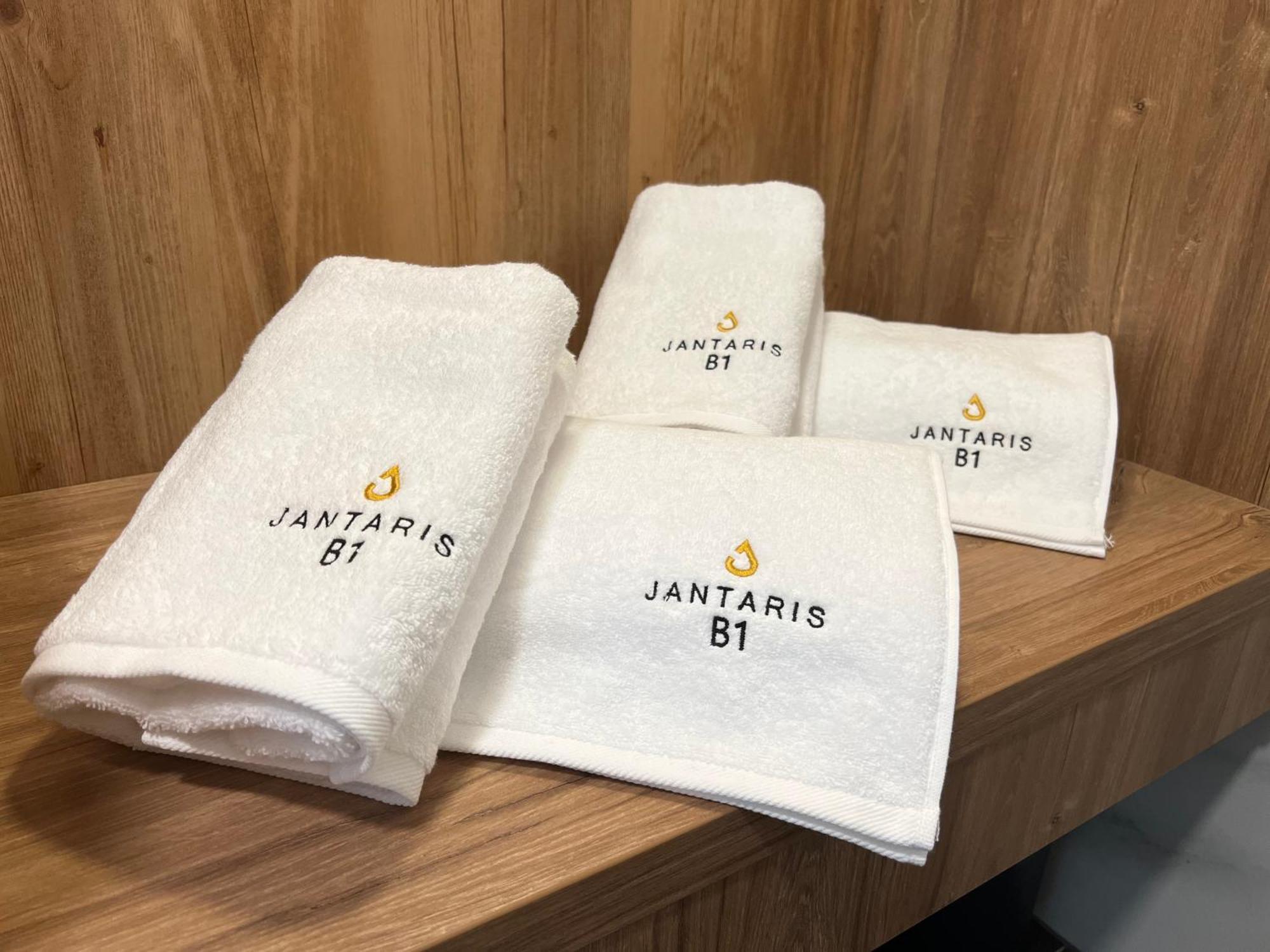 Jantaris B1 - Apartament 20M Od Plazy Mielno  Eksteriør billede